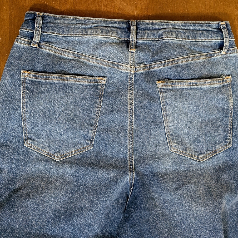 Sonoma Denim Blue Jeans Light Wash High Rise Straight Leg Size 14R 99% Cotton - Picture 7 of 9